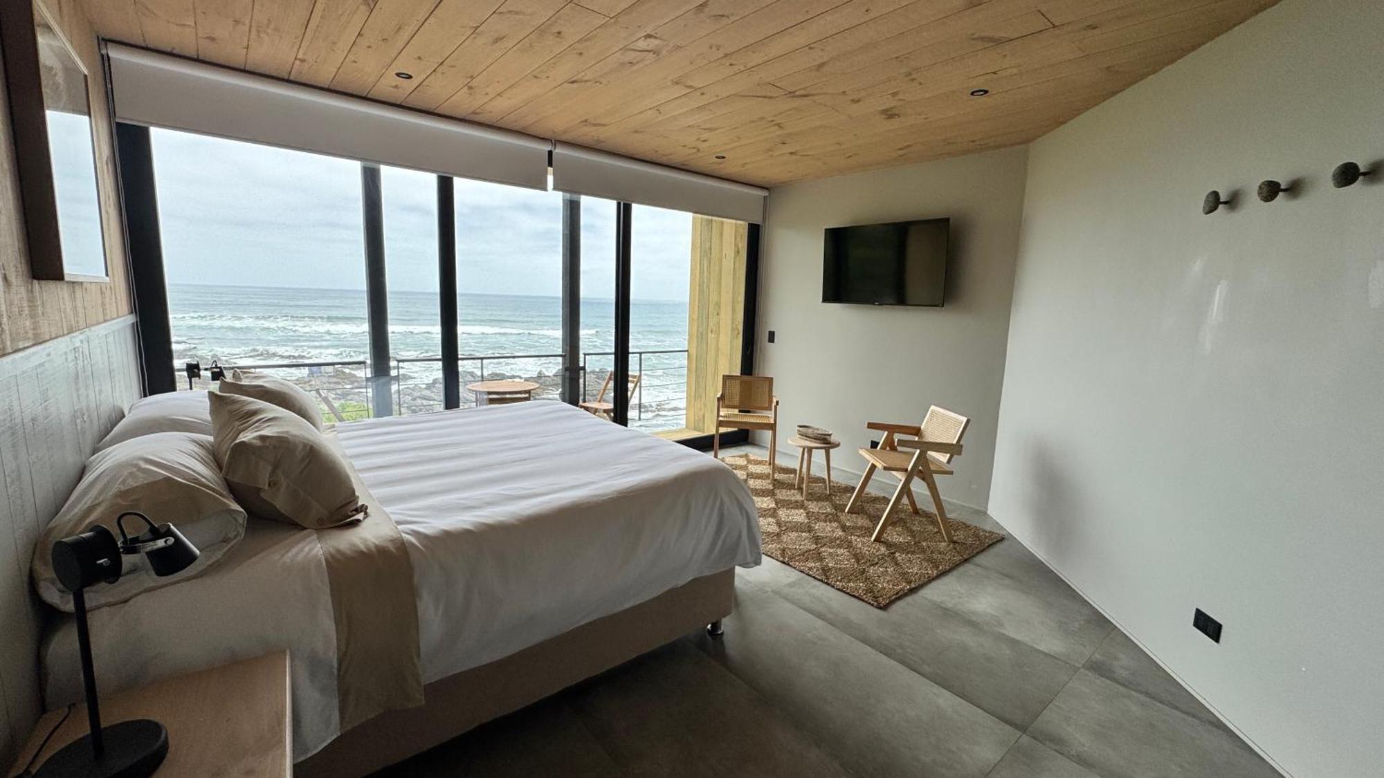 Hotel Puerto Viejo Льико Экстерьер фото