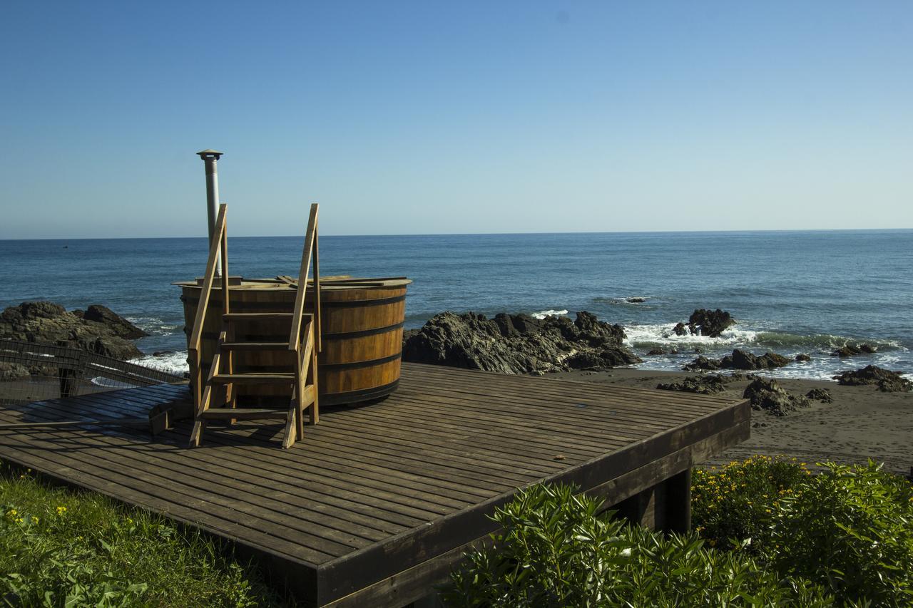Hotel Puerto Viejo Льико Экстерьер фото