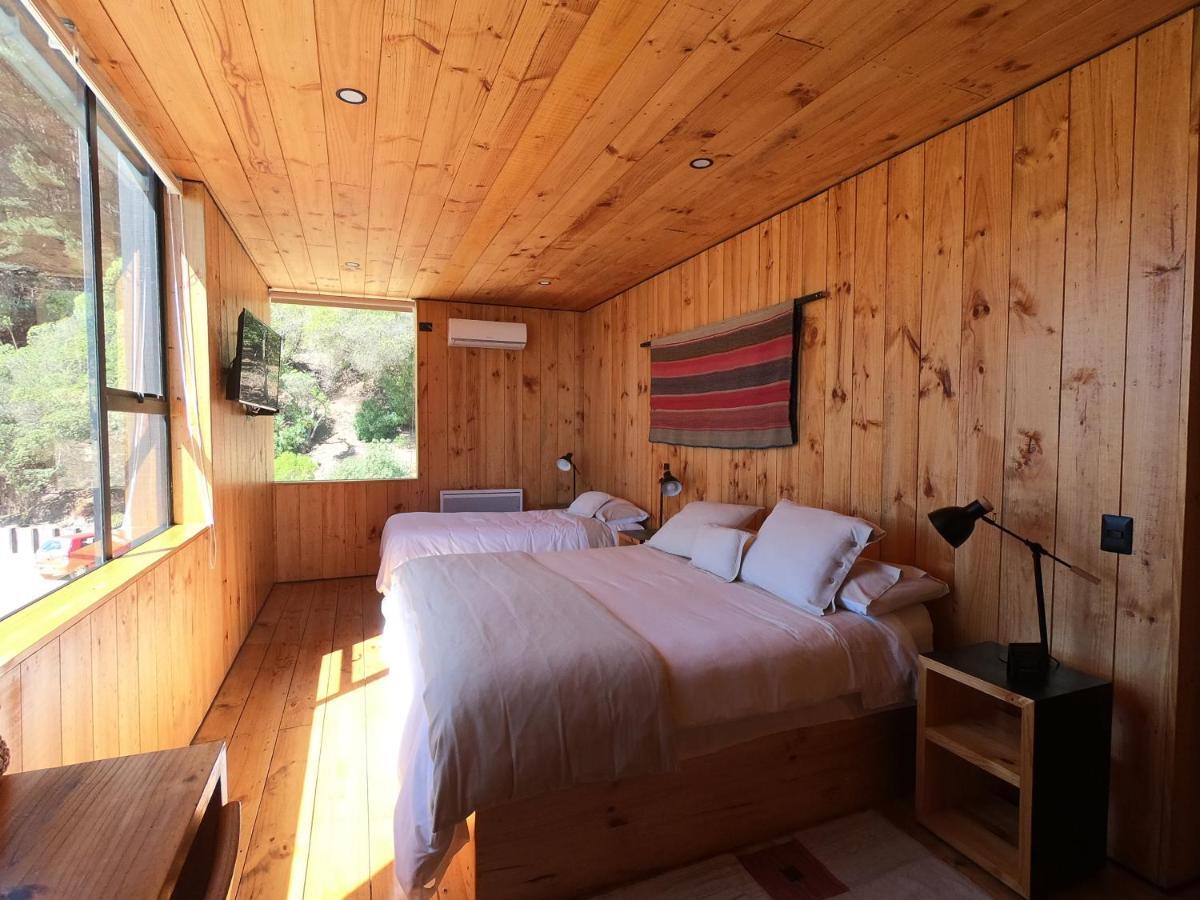 Hotel Puerto Viejo Льико Экстерьер фото